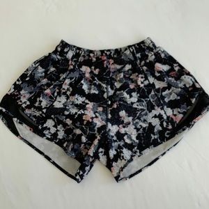 Lulu Lemon Hotty Hot Shorts